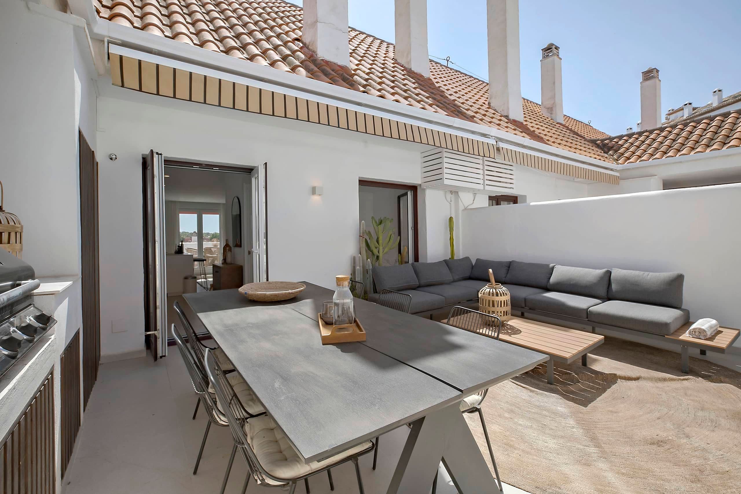 Renovated Duplex Penthouse in Marbella, Walking Distance to Puerto Banús