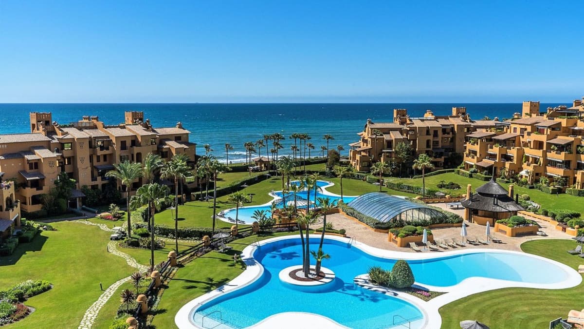 Apartamento Planta Media in Estepona