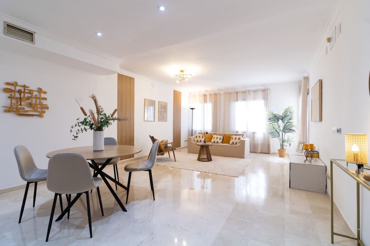 Middle Floor Apartment in Puerto Banús
