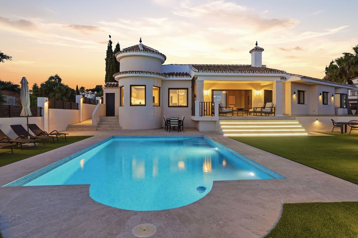 Fritliggende Villa in El Chaparral