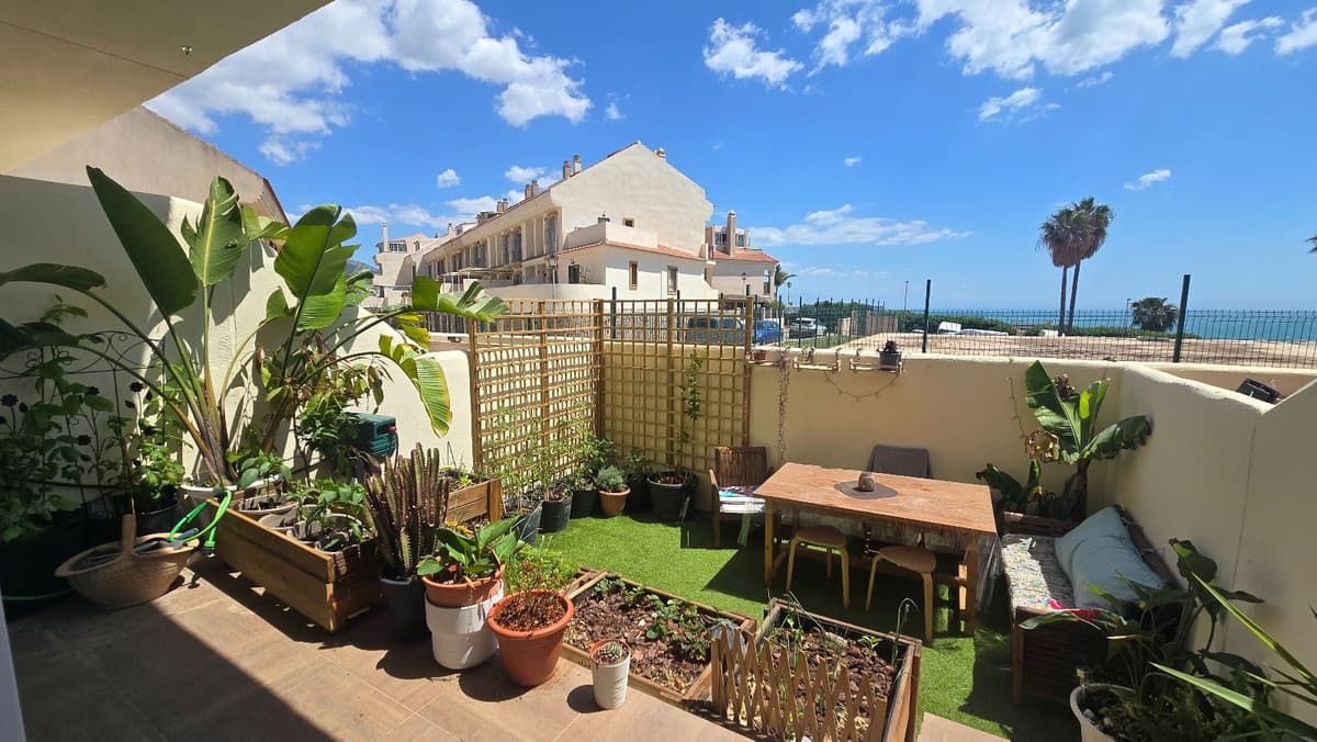 Geschakelde Woning in Torrequebrada