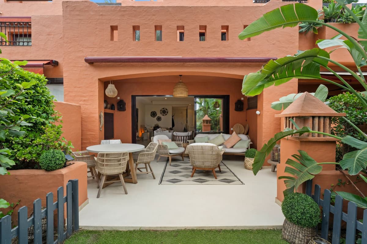 Townhouse in The Golden Mile