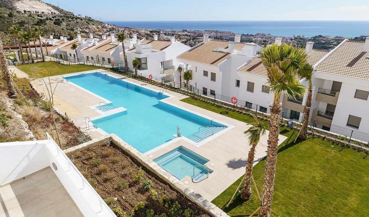 Middle Floor Apartment in Benalmadena Pueblo