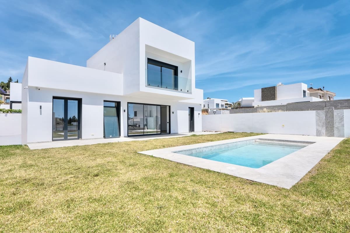 Detached Villa in Sierrezuela