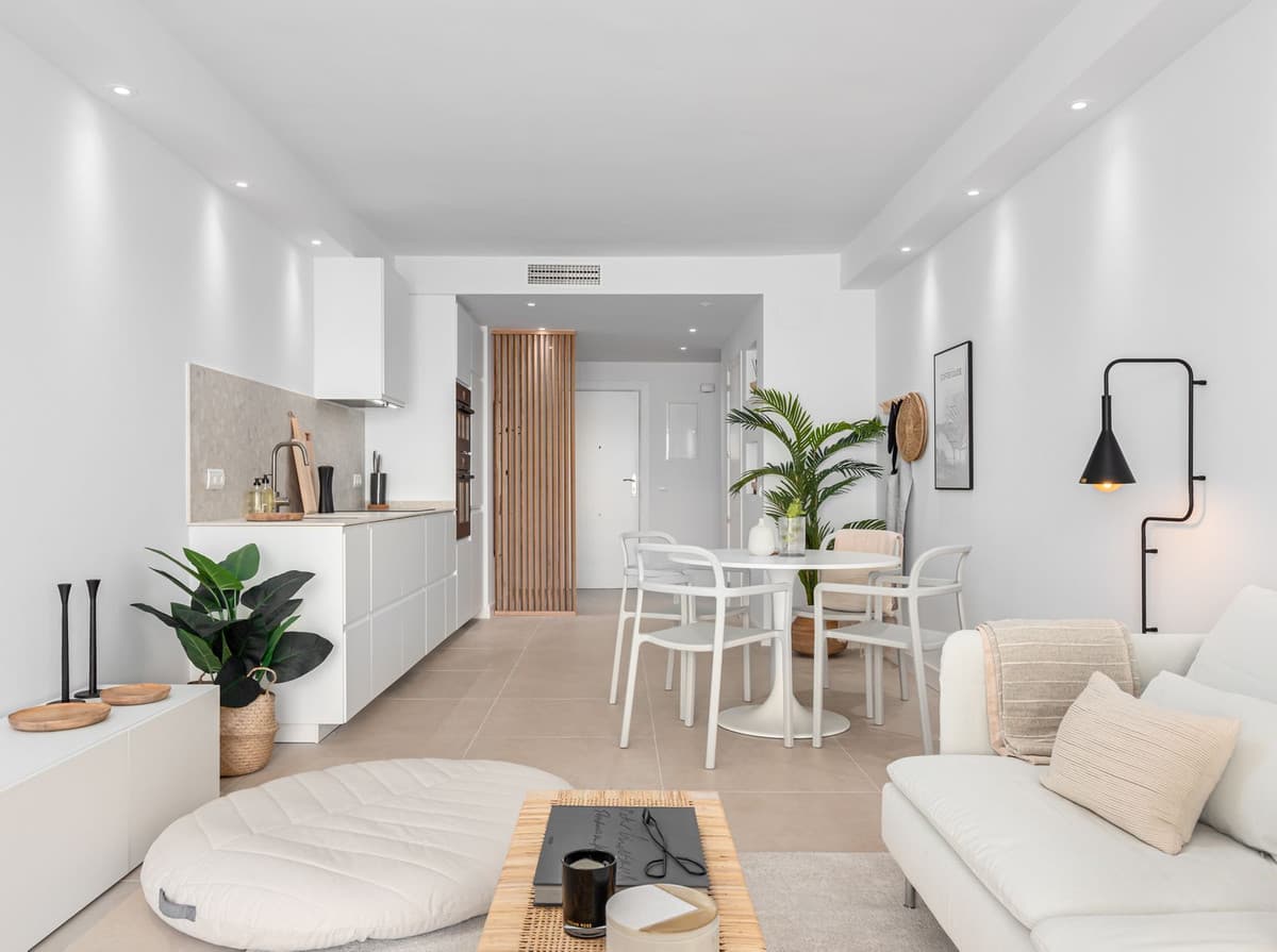 Middle Floor Apartment in Nueva Andalucía