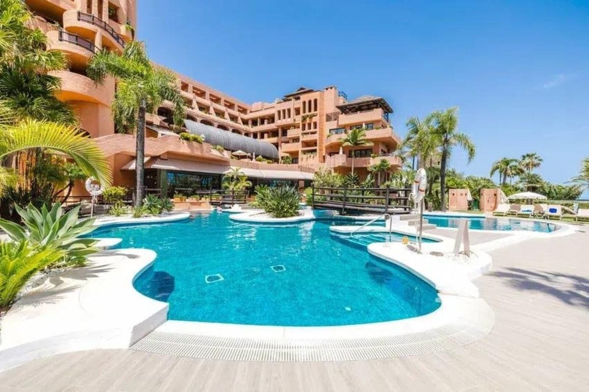 Mellemetage Lejlighed in Estepona