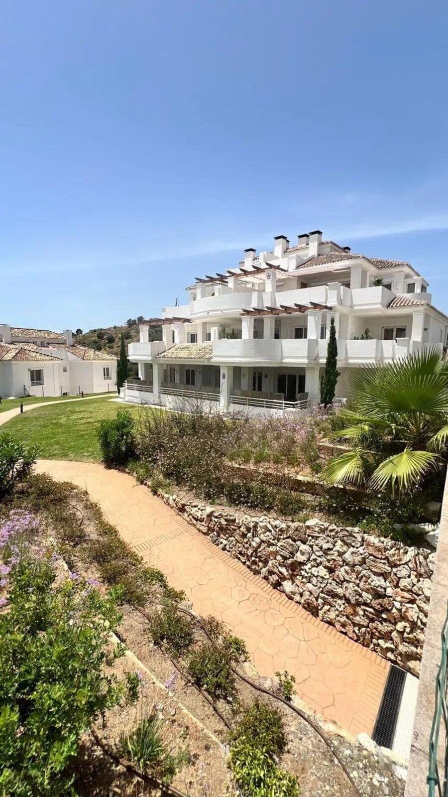 Ground Floor Apartment in Nueva Andalucía