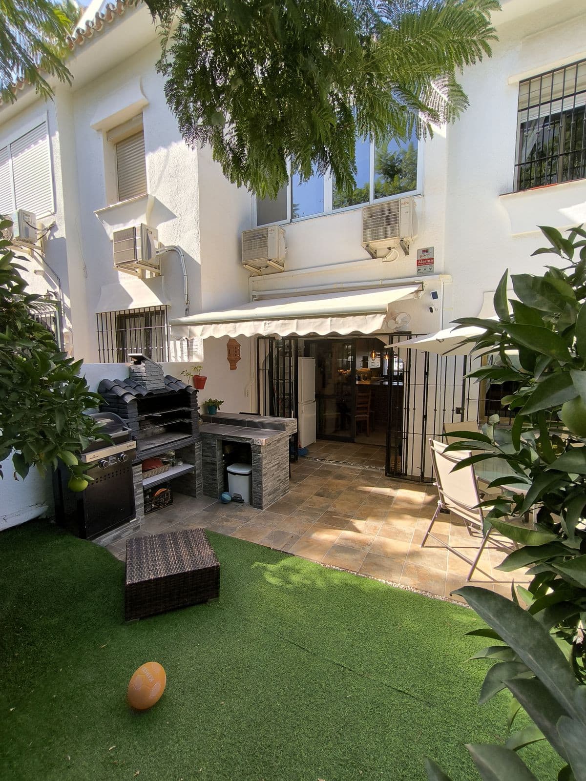 Semi-Detached House in Cerros del Aguila