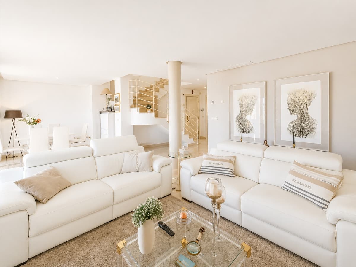 Duplex in Nueva Andalucía