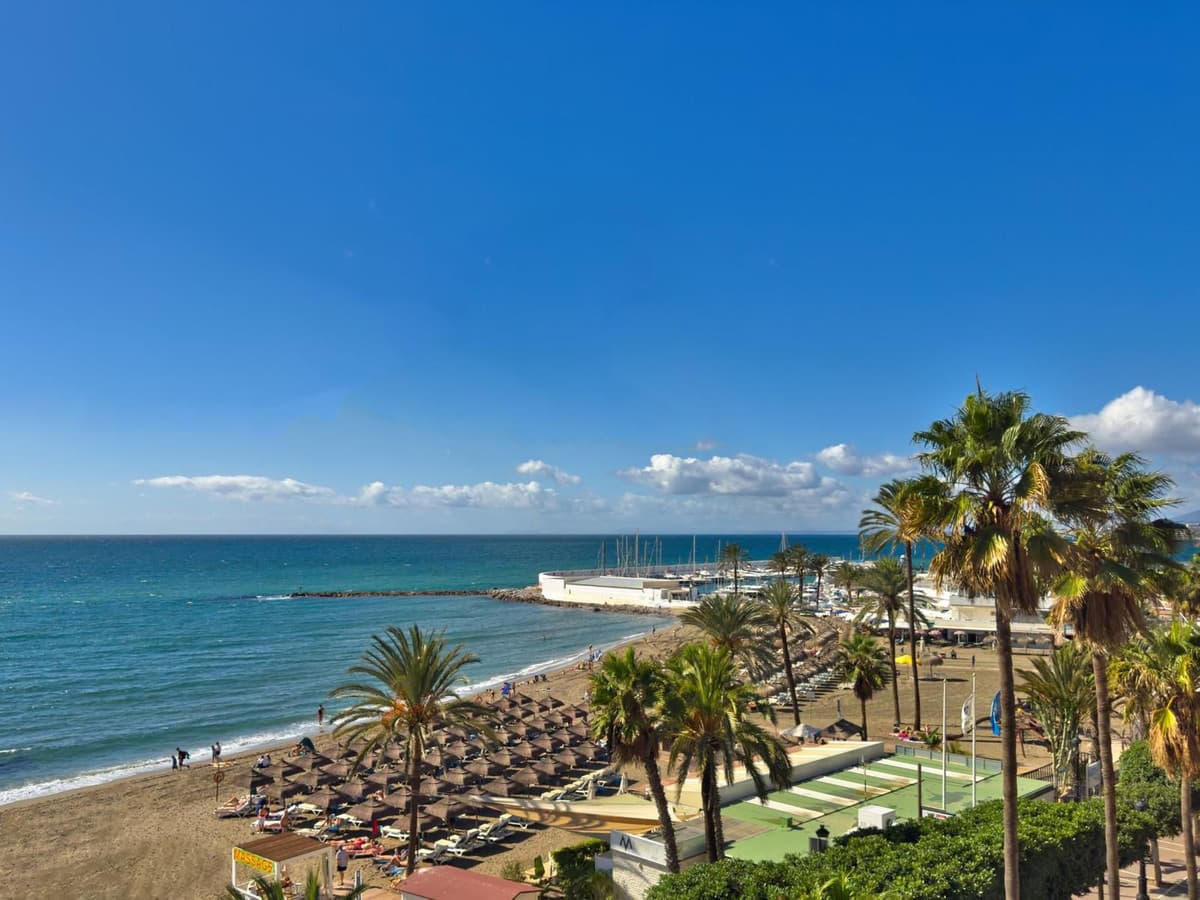 Middle Floor Apartment in Marbella