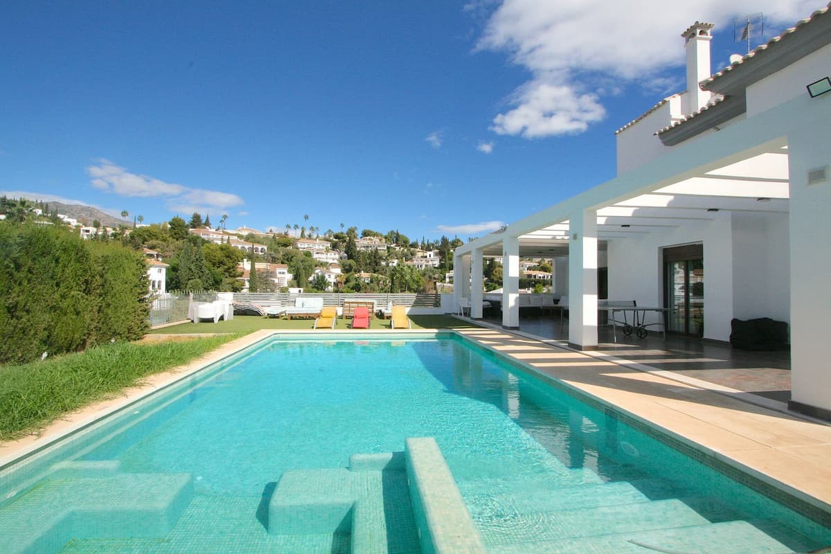 Detached Villa in Sierrezuela