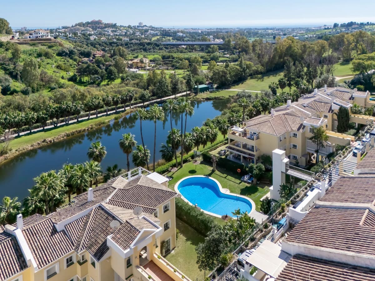 Middle Floor Apartment in La Quinta