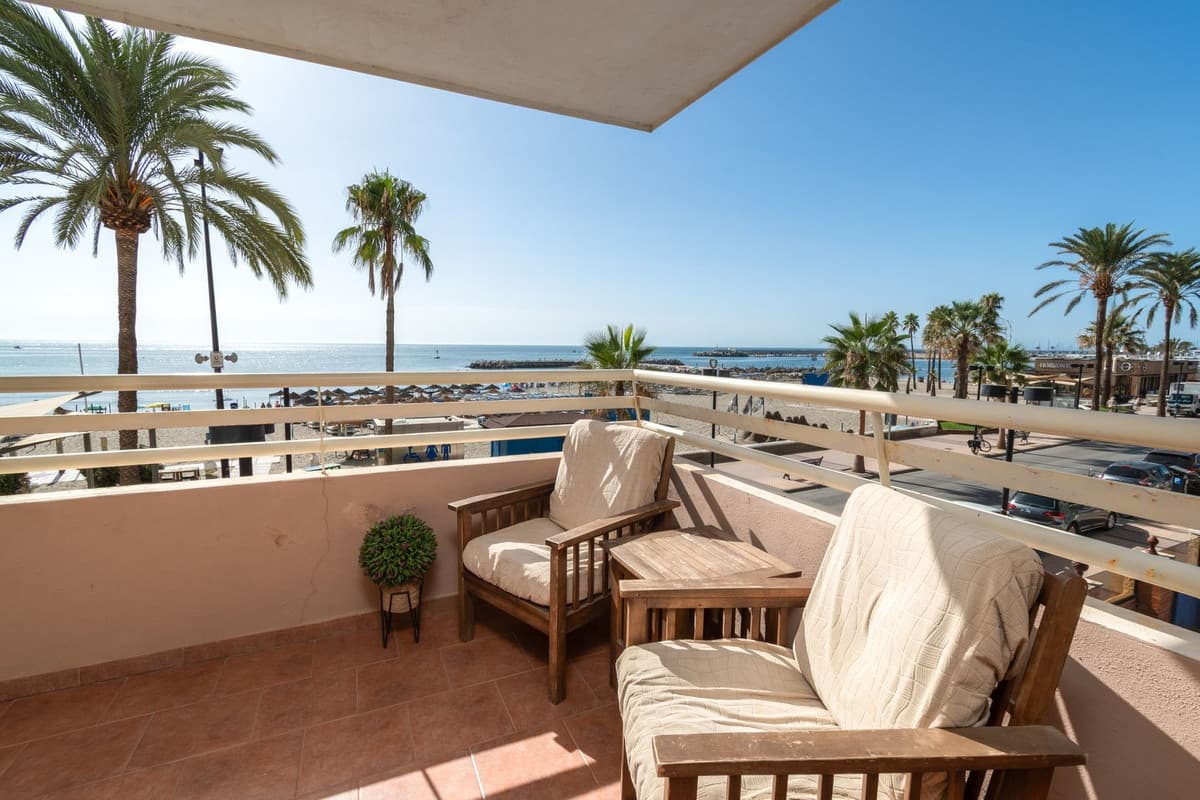 Mellemetage Lejlighed in Fuengirola