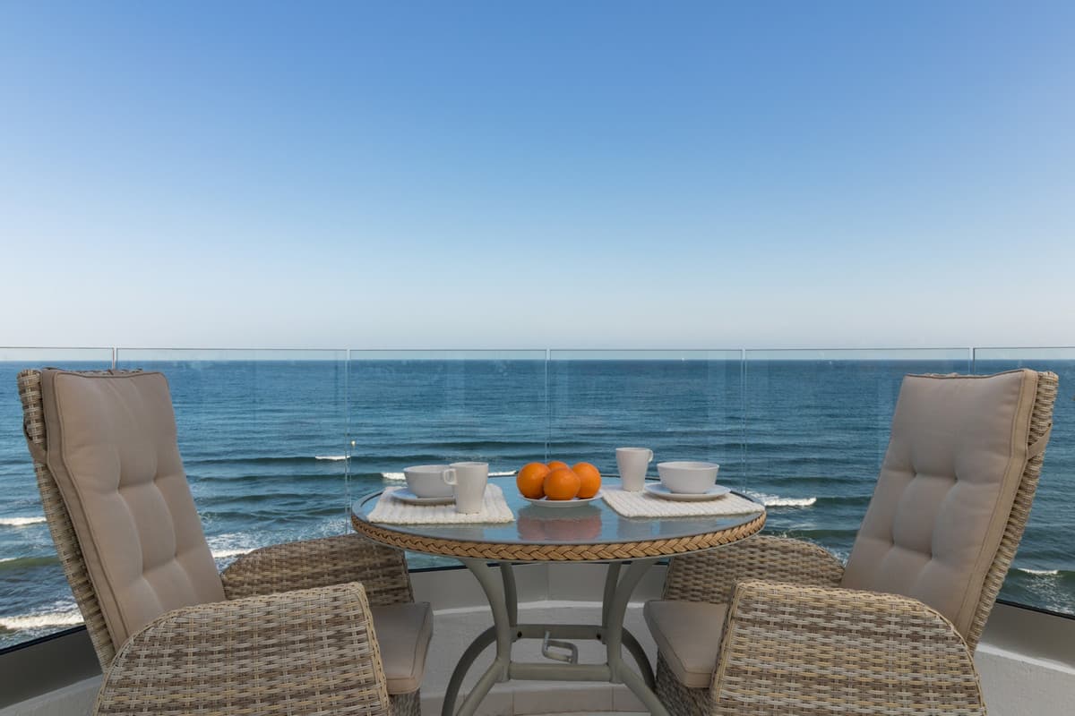 Middle Floor Apartment in Calahonda