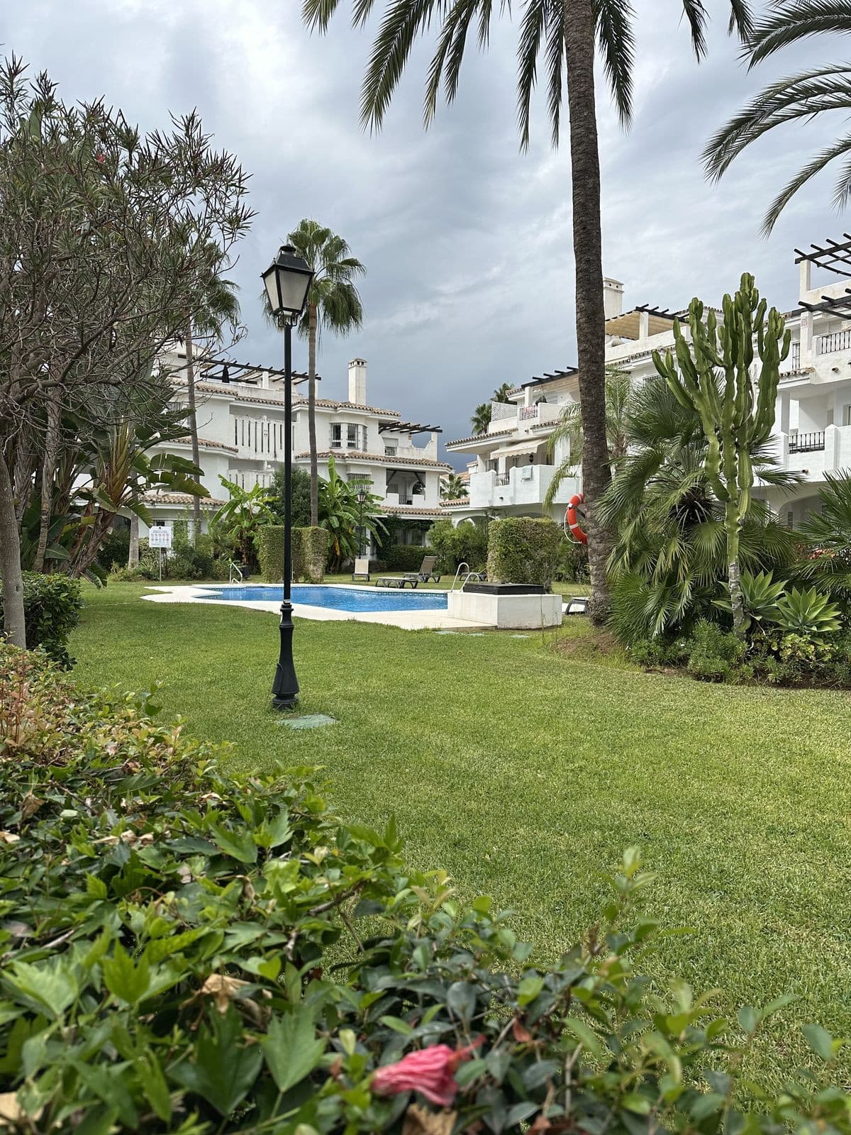 Middle Floor Apartment in Puerto Banús