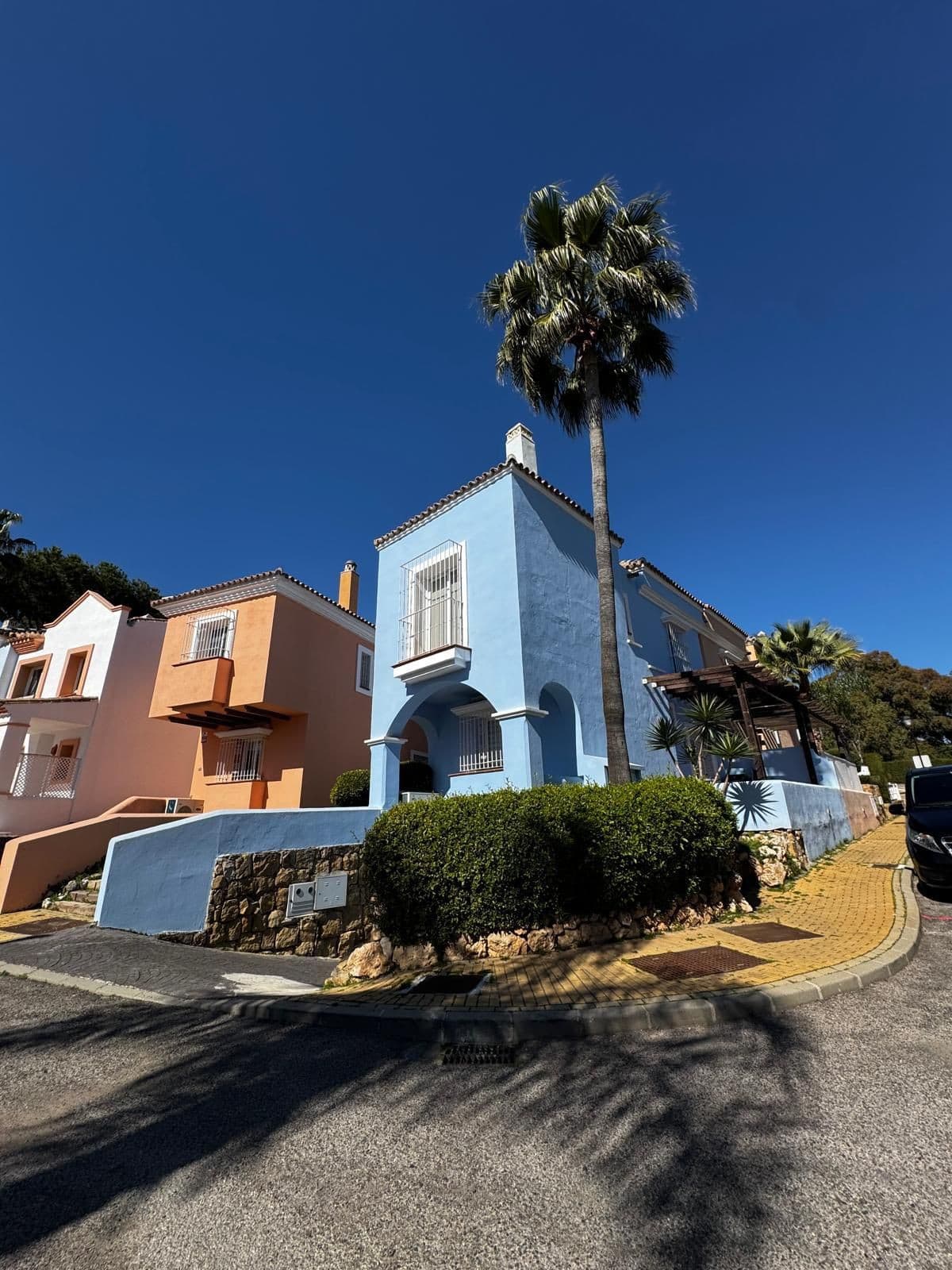 Rækkehus in Nueva Andalucía