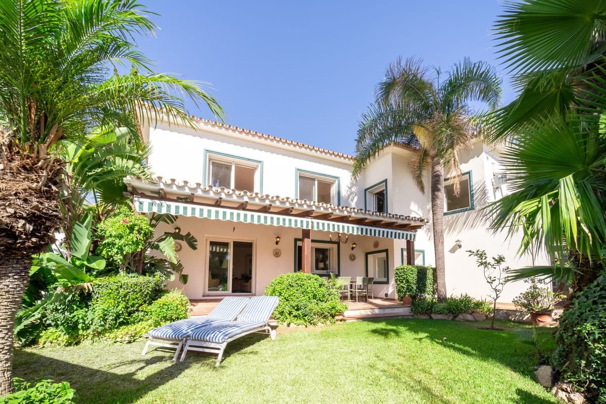 Detached Villa in Marbesa