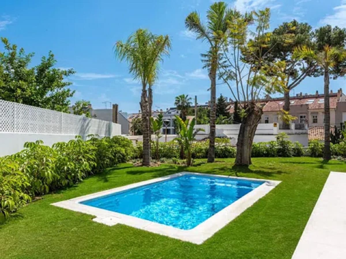 Detached Villa in Los Boliches