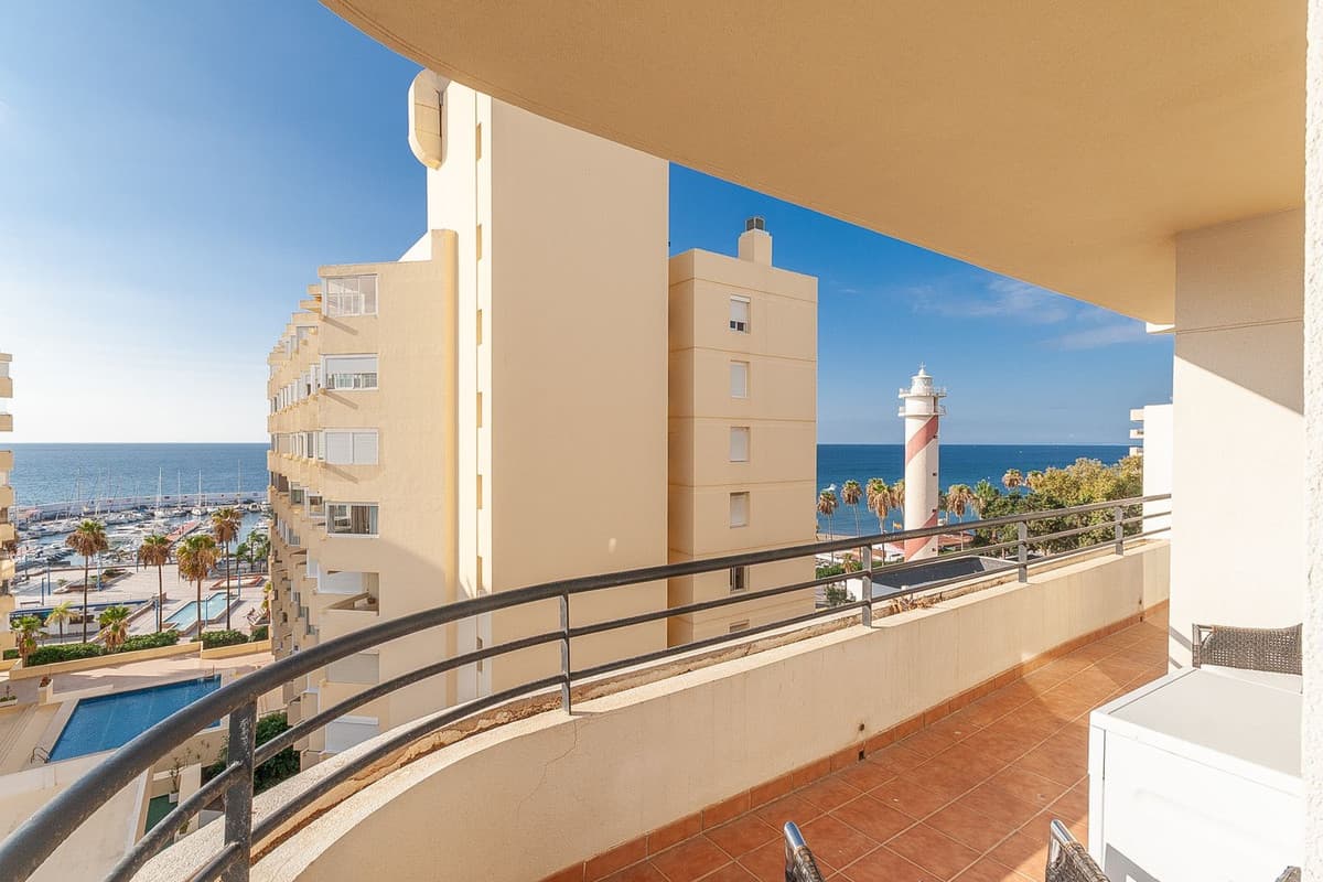 Mellemetage Lejlighed in Marbella