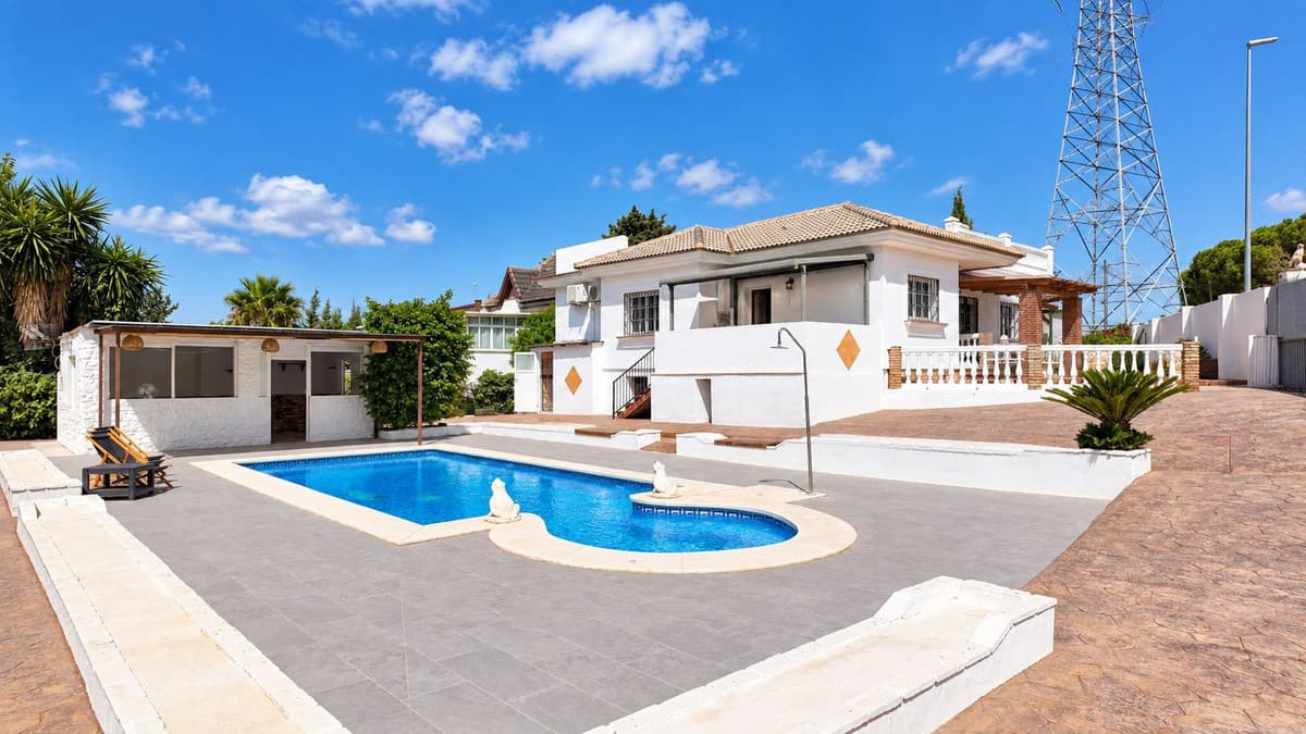 Detached Villa in Alhaurín de la Torre