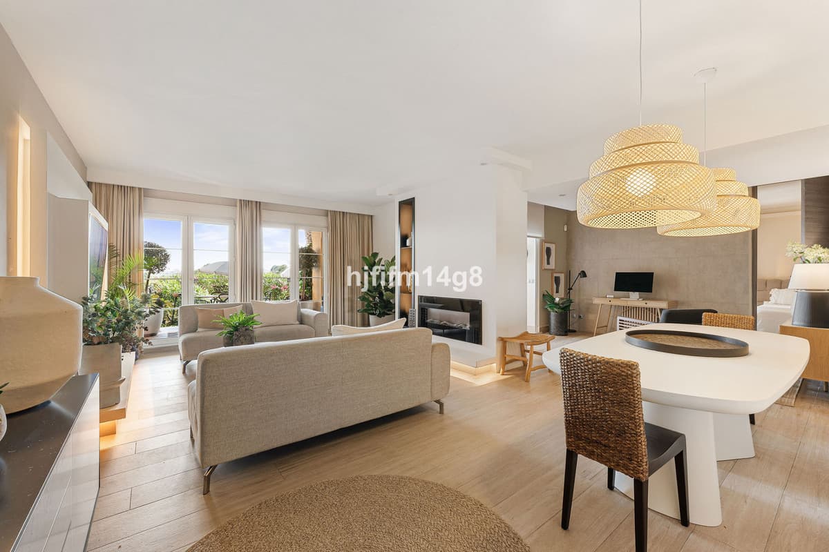 Stueetage Lejlighed in Nueva Andalucía
