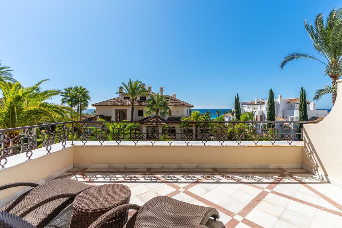 Mellemetage Lejlighed in Los Monteros