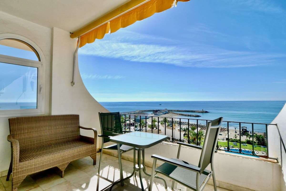Middle Floor Apartment in Puerto de Cabopino