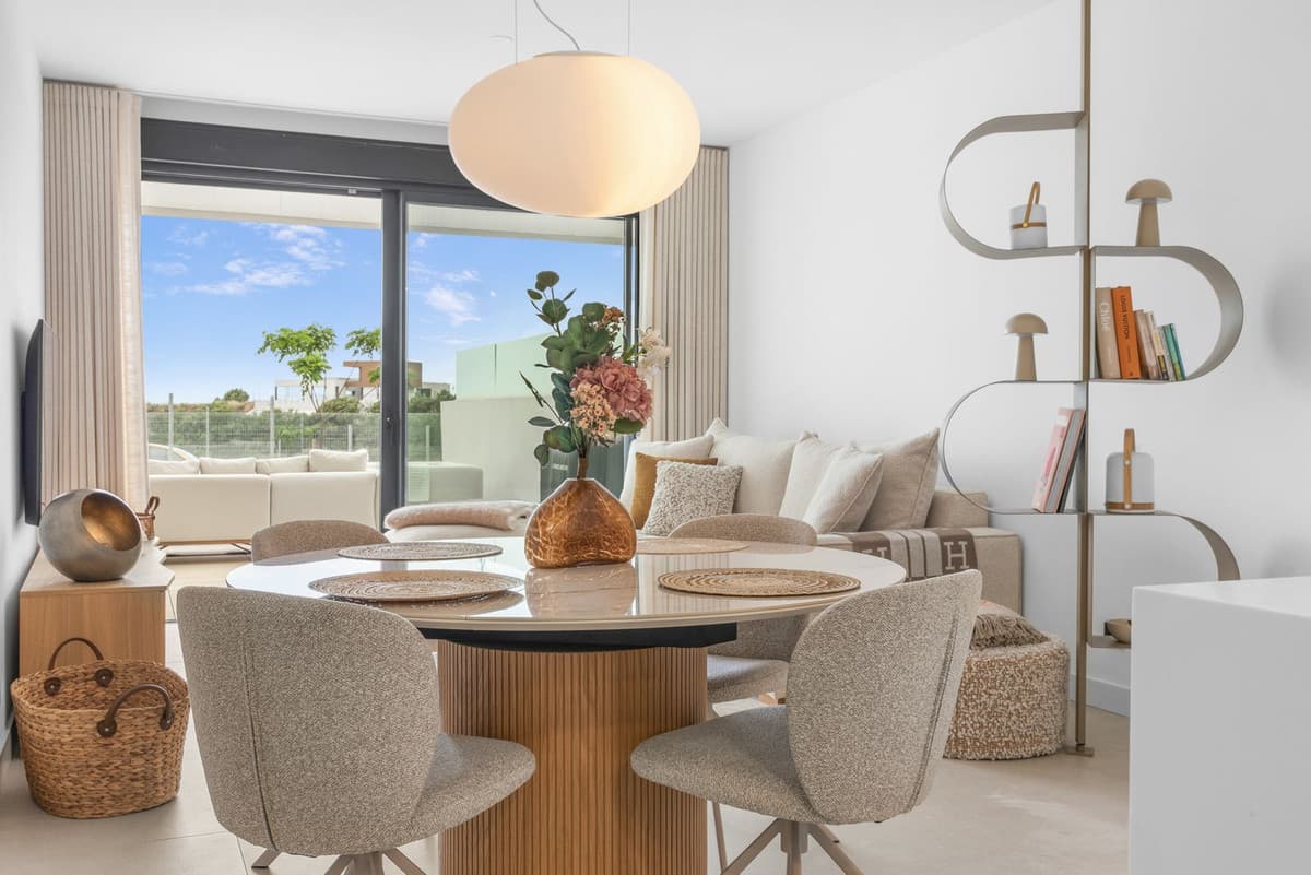 Apartamento Planta Baja in Altos de los Monteros