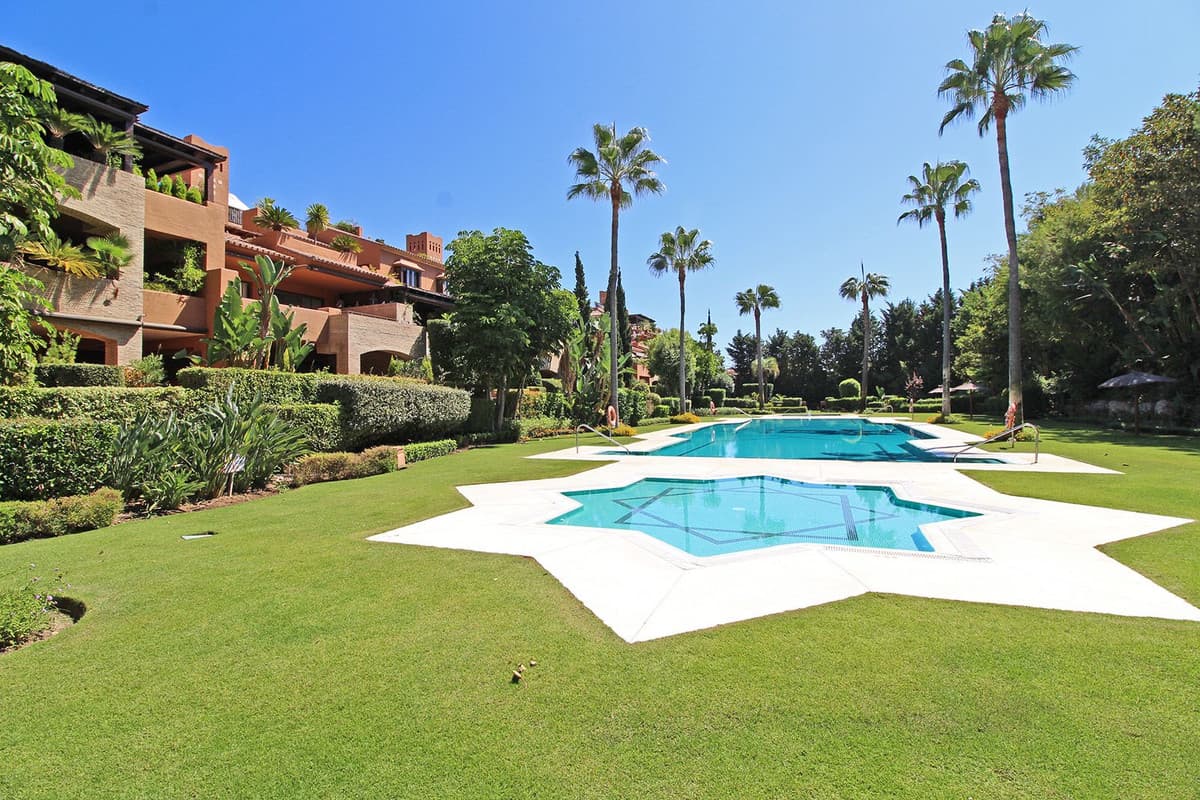 Ground Floor Apartment in Guadalmina Baja
