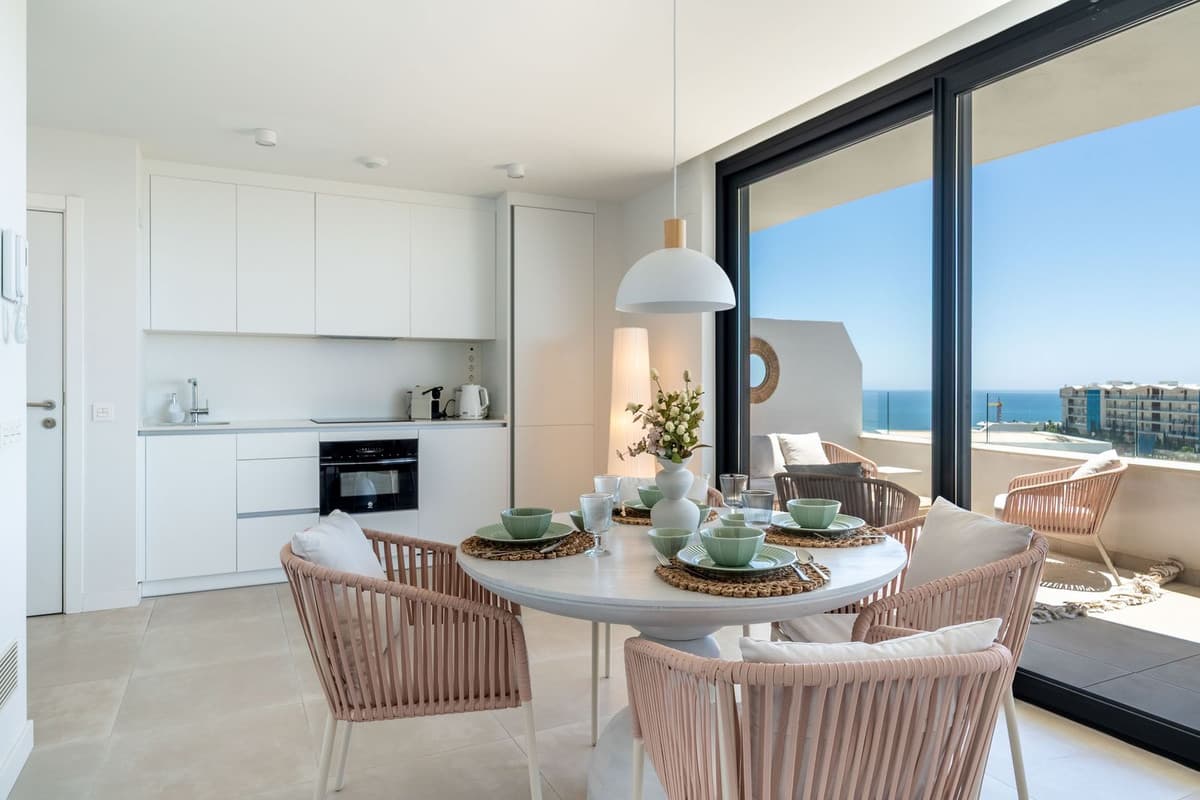 Apartament na środkowym piętrze in Fuengirola