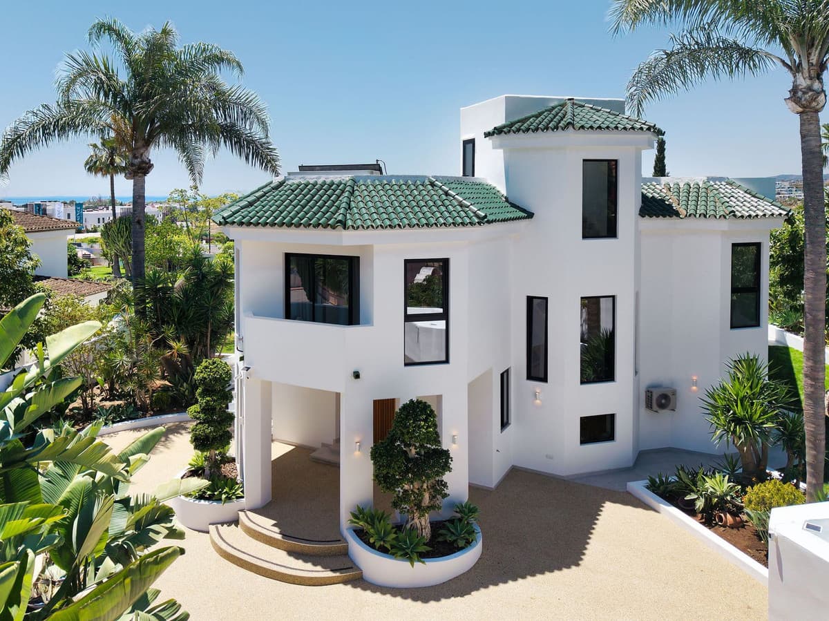Detached Villa in Bel Air