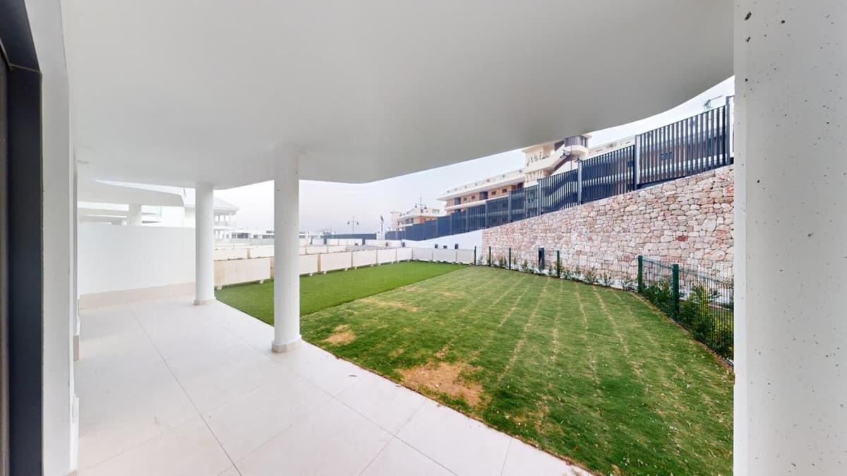 Ground Floor Apartment in Higueron