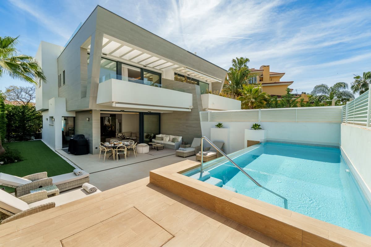 Semi-Detached House in Puerto Banús