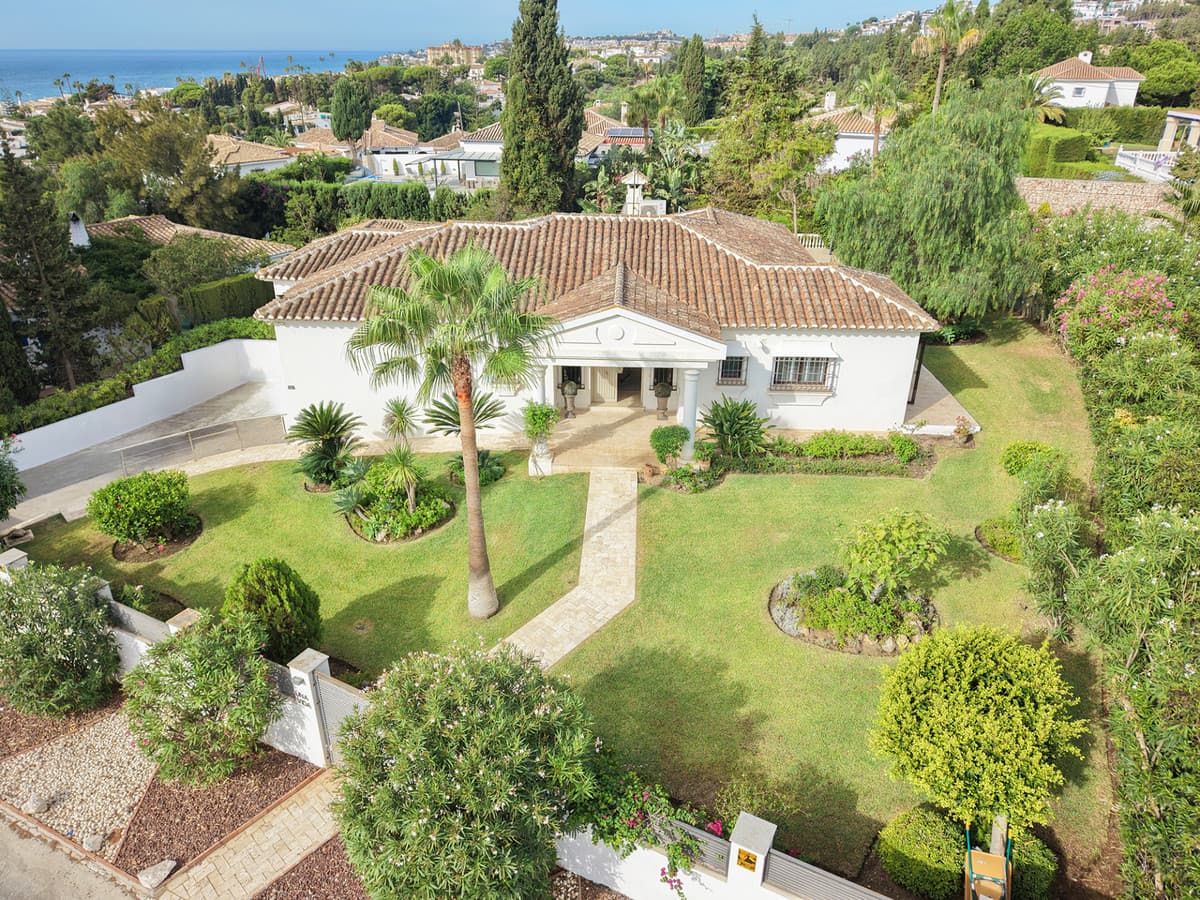 Fritliggende Villa in El Chaparral