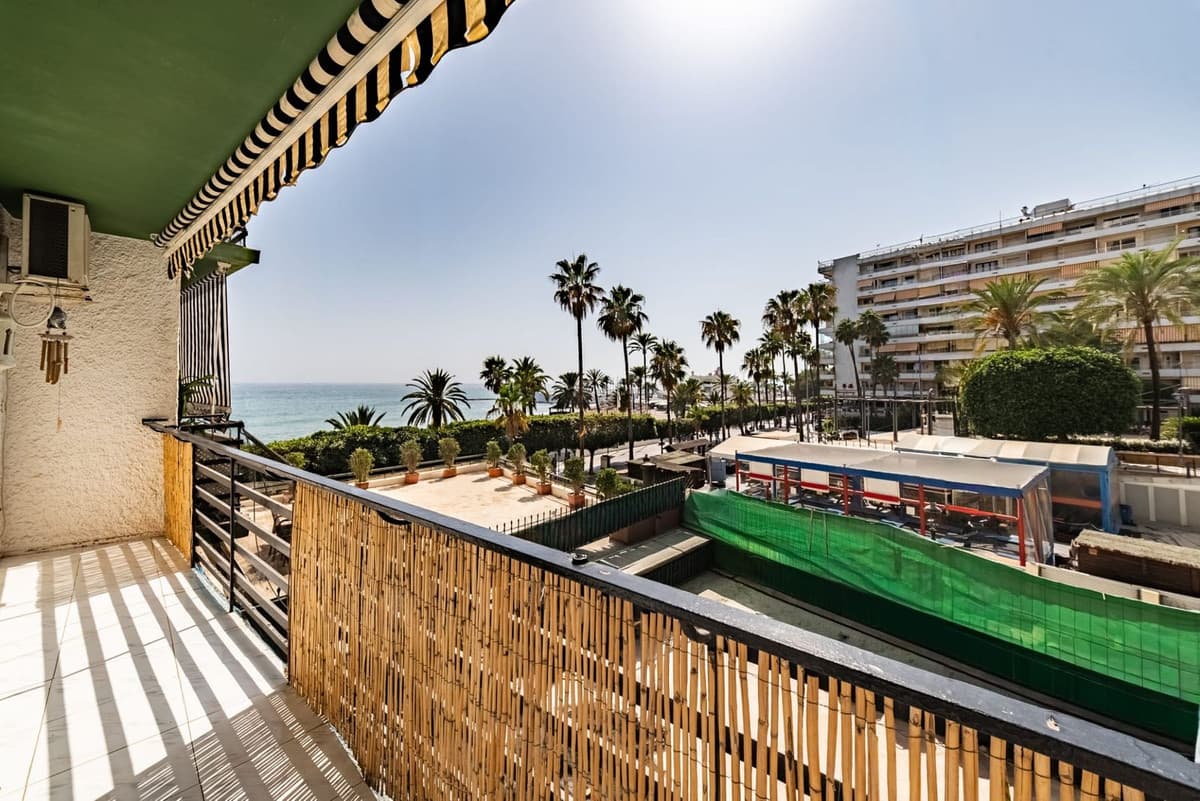 Mellemetage Lejlighed in Marbella