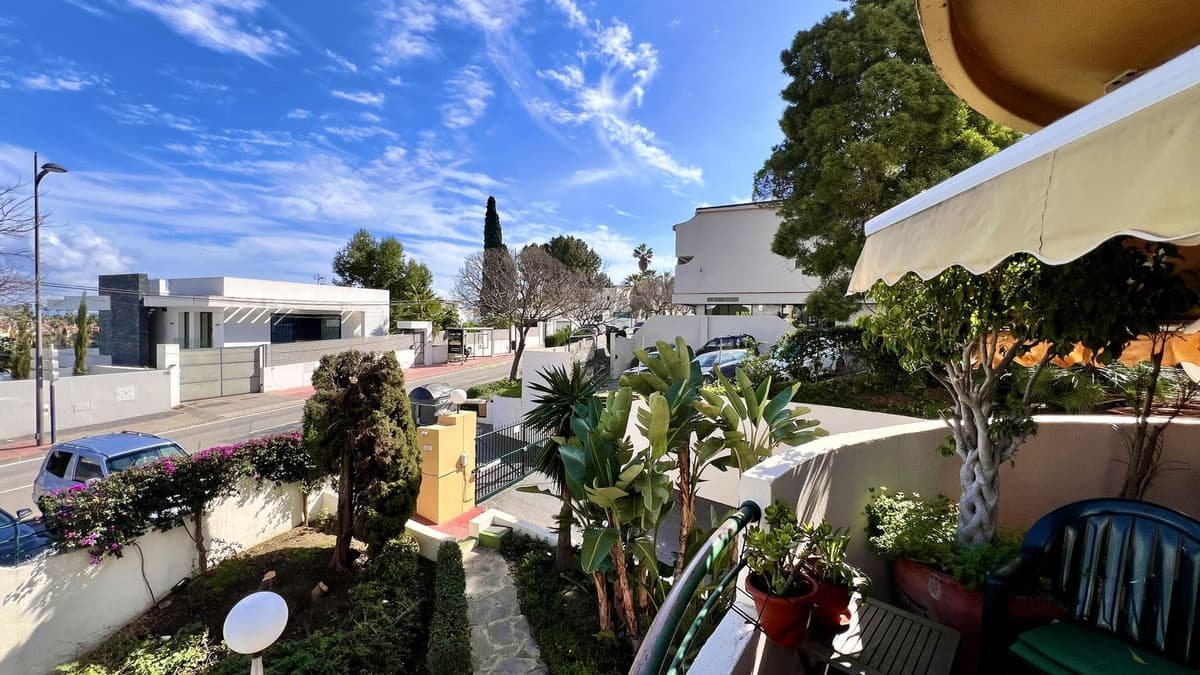 Duplex in Nueva Andalucía