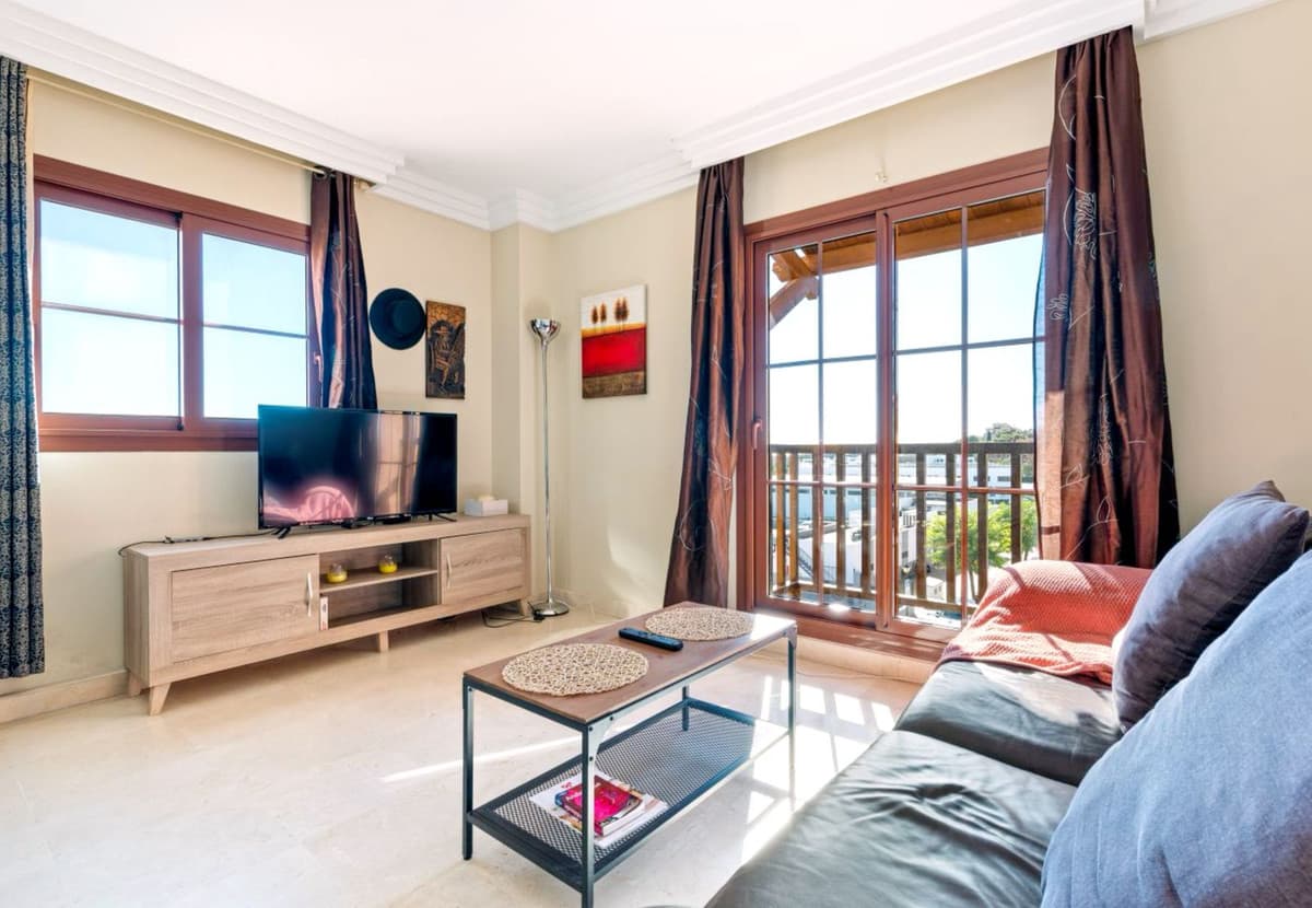 Apartament na środkowym piętrze in Atalaya
